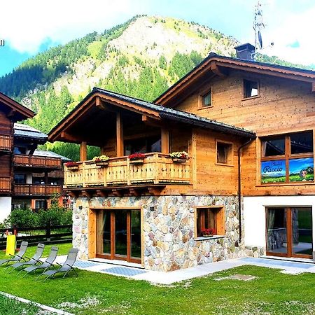 Chalet Riccio By Livigno Accomodation Exterior photo