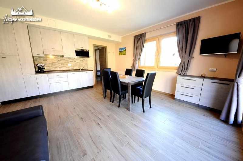 Chalet Riccio By Livigno Accomodation Room photo